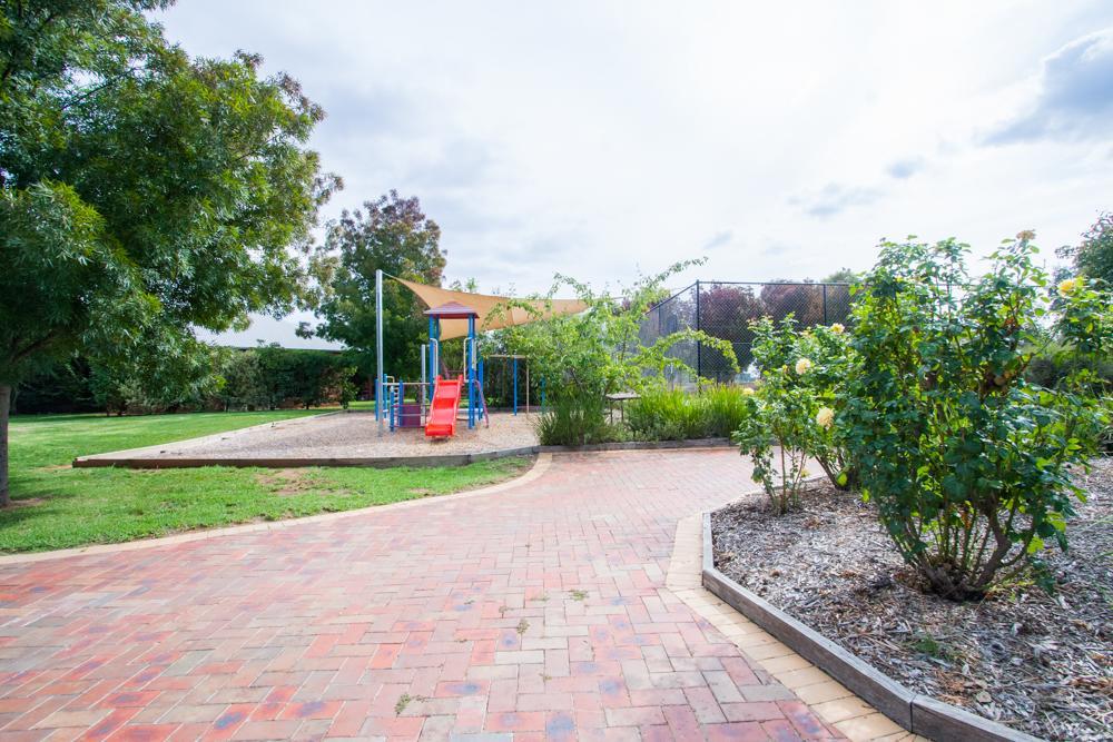Perricoota Vines Retreat Hotel Moama Luaran gambar