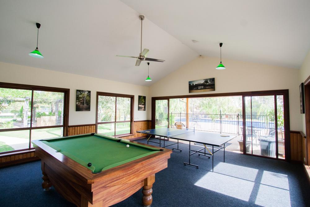 Perricoota Vines Retreat Hotel Moama Luaran gambar